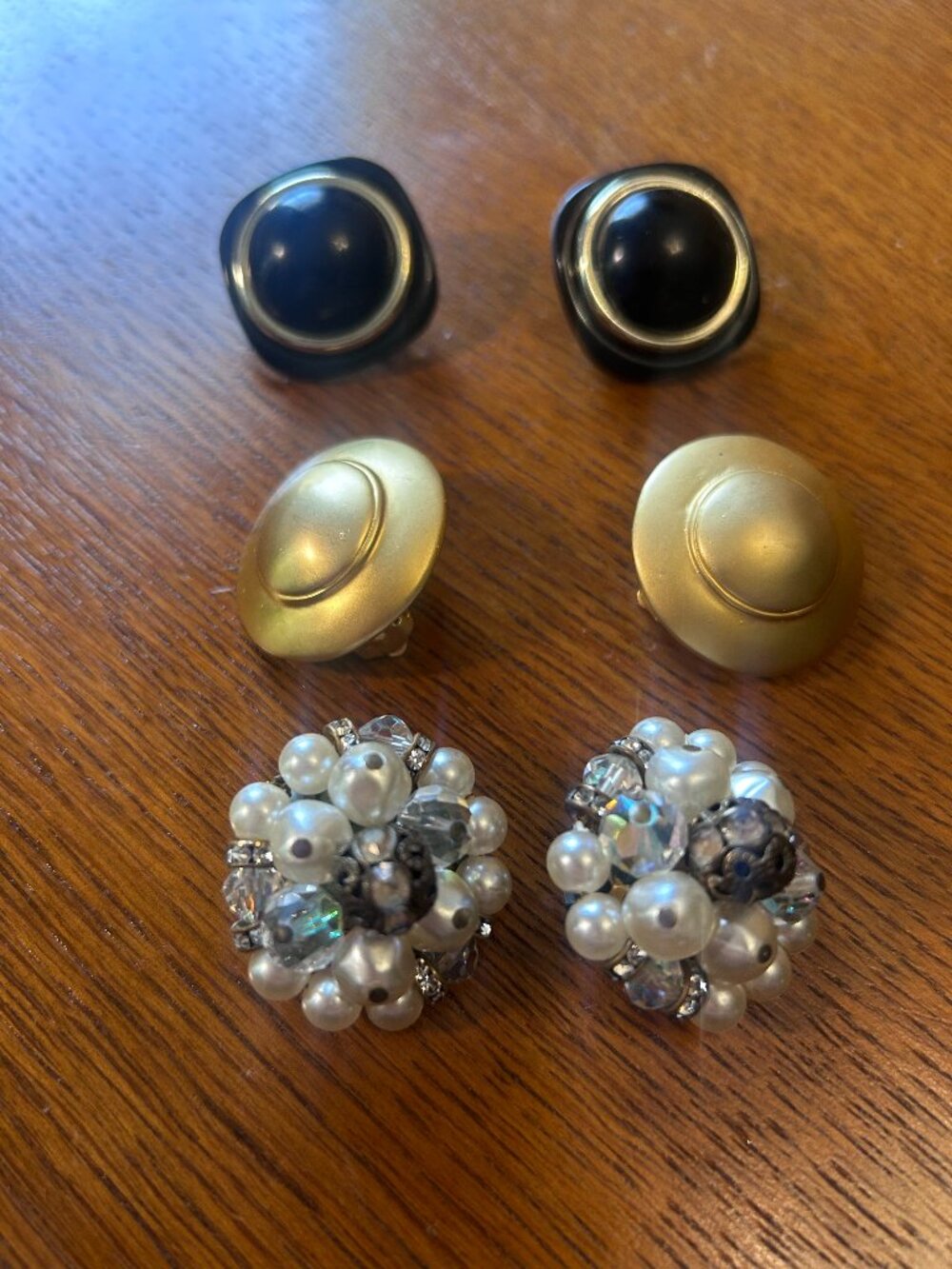 Set 3 Vintage clip on earrings